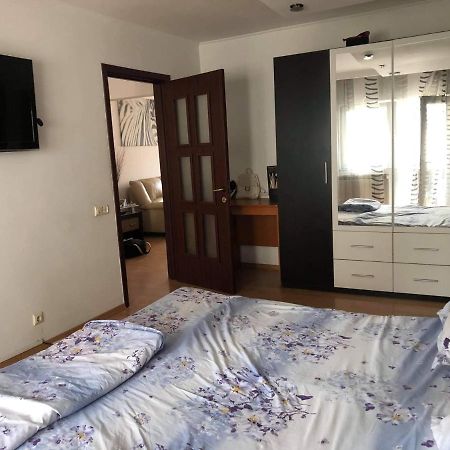 Apartament Lejlighed Râmnicu Vâlcea Eksteriør billede